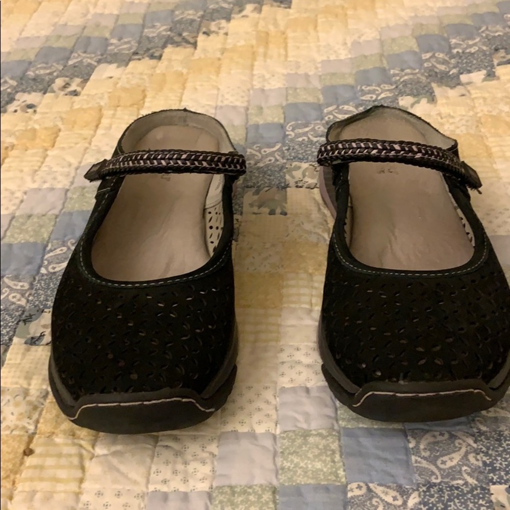 Jambu Shoes